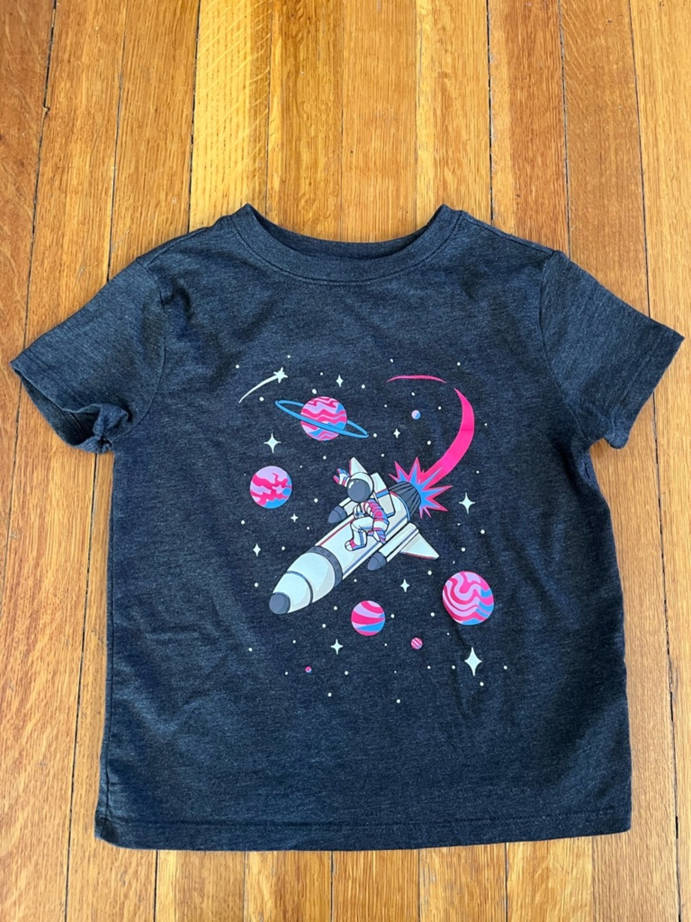 Bundle of Boys Space Graphic Tees - size 4-6 - Picture 7 of 16